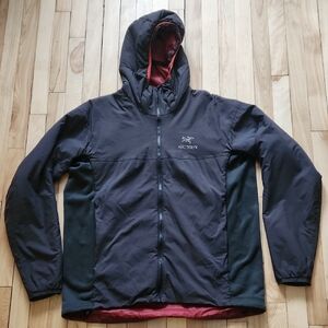 Arc'teryx Men's Black Performance Jacket